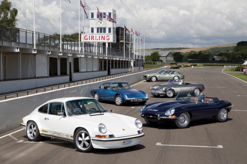 Modernised classic cars in Autocar magazine (photo: Stan Papior)